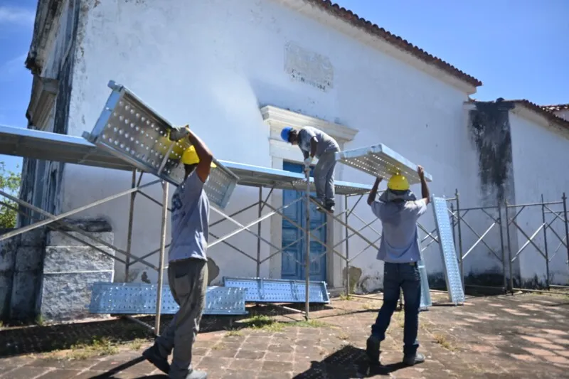 A previsão de conclusão das obras é março de 2023