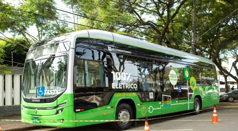 Ônibus elétrico