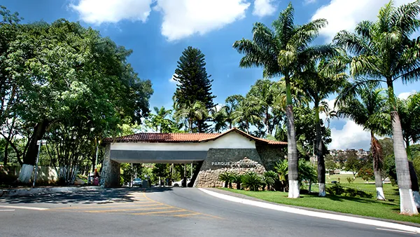 Cemitério Parque da Colina