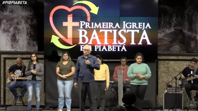 Pastor atacou eleitores de Lula durante culto