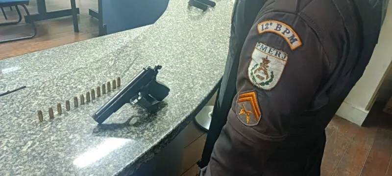 Ele estava com uma pistola
