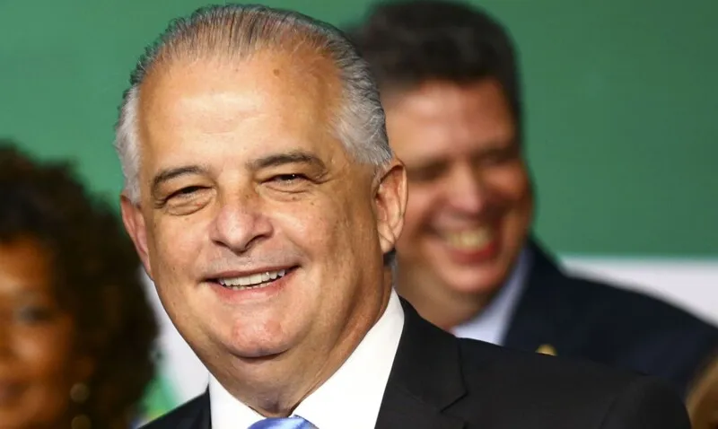 Márcio França assume Ministério de Portos e Aeroportos