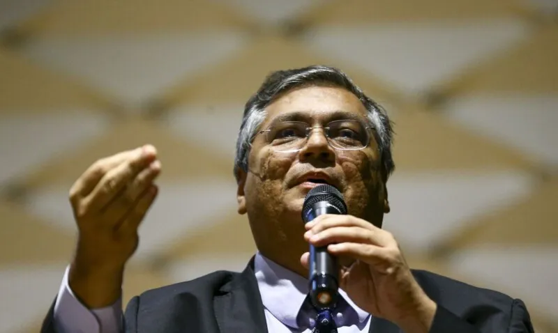 Imagem ilustrativa da imagem Dino comenta papel do Ministério da Justiça antes de atos terroristas