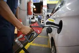 Petrobras anuncia aumento no preço da gasolina