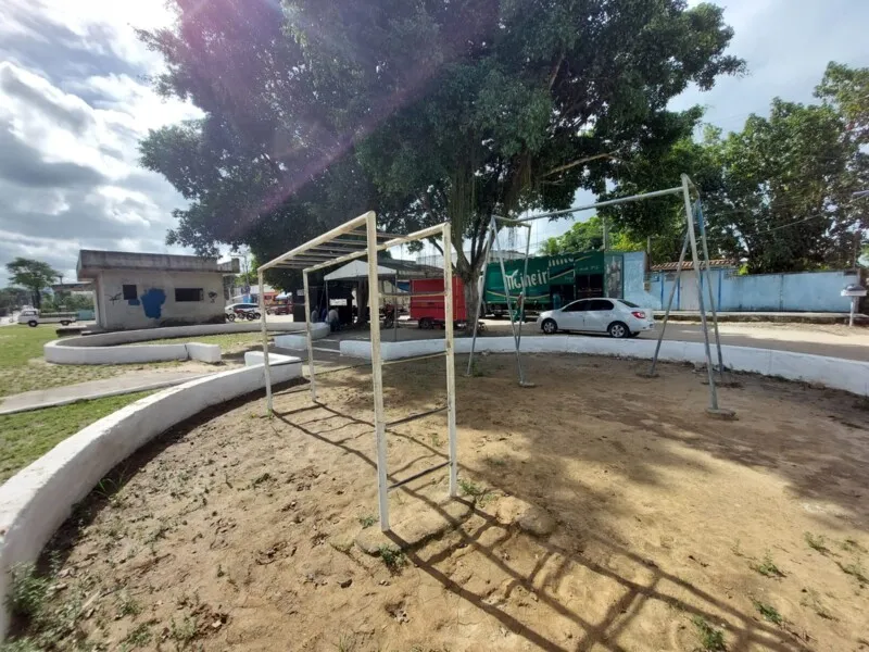 Espaço tem quase nenhuma opção de lazer para os moradores