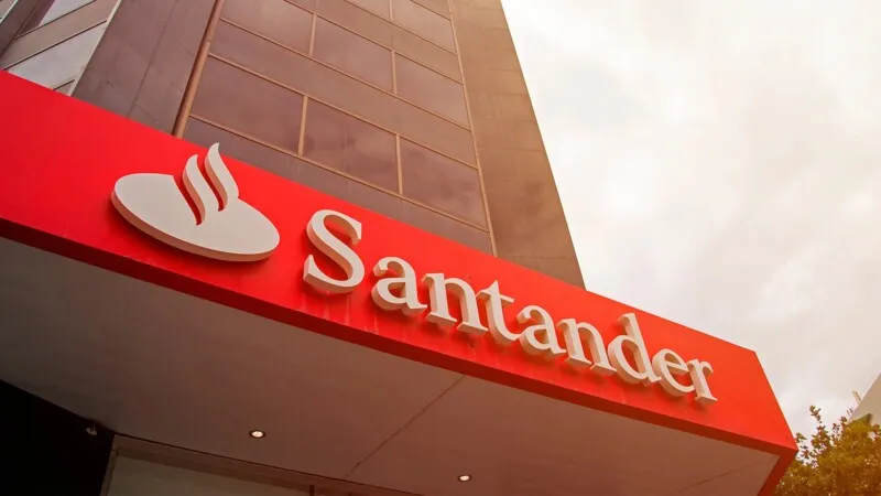 Edital para participar do leilão está disponível no portal Santander Imóveis