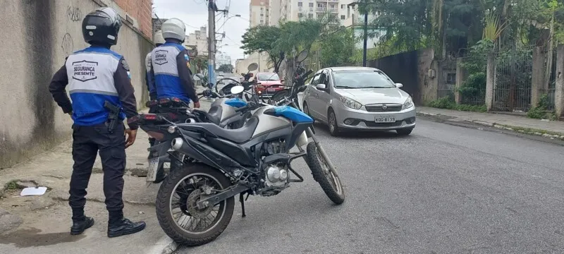 Homem foi socorrido por agentes do Segurança Presente