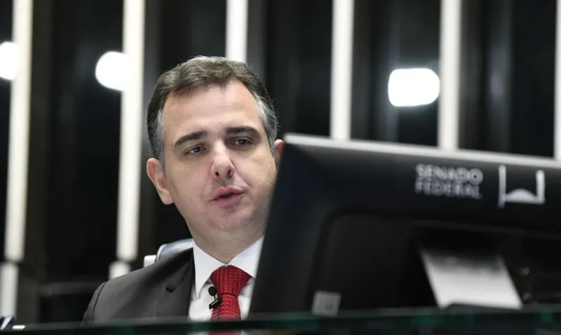 Em seu discurso, Pacheco destacou o compromisso do país com a democracia e defendeu as urnas eletrônicas brasileiras