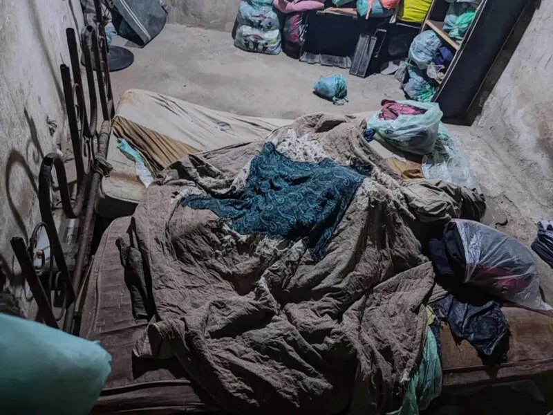Vítimas encontradas amarradas e subnutridas foram encaminhadas para hospital em Campor Grande