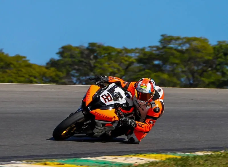 Em 2020, sua primeira temporada como piloto profissional de motovelocidade, Gabriel Silva conquistou o título do Campeonato Estadual de Superbike e figurou entre as principais revelações do Brasileiro