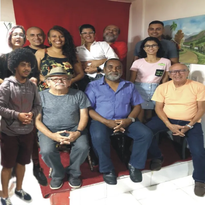 Curso 'Conte um Conto' resultou no trabalho coletivo, o livro de título homônimo