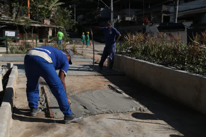 Prefeitura de São Gonçalo inicia obras nas praças do Sacramento