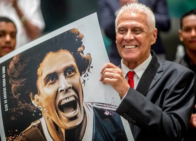 Roberto Dinamite