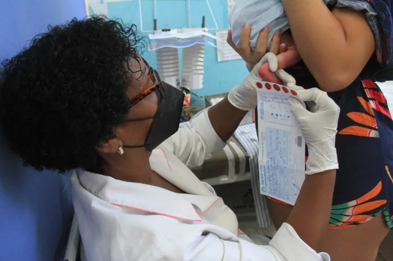 Prefeitura de São Gonçalo conscientiza população sobre o teste do pezinho