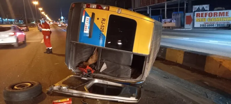 Às 06h15 o trânsito voltou a fluir sem congestionamentos no local