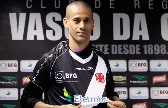 Wendel saiu do Vasco em 2014; o volante está aposentado dos gramados desde 2018