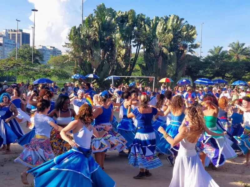 Imagem ilustrativa da imagem Blocos de carnaval vão às ruas no Rio de Janeiro neste domingo (15)