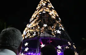 Maior árvore de Natal de NIterói é inaugurada em São Francisco