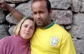 Brasileiro mata a ex-esposa, confessa o crime e aguarda a polícia bebendo cerveja