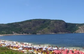 Fim de semana tem 16 praias próprias ao banho no Rio; em Niterói, cinco