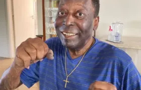 Pelé é internado novamente no Hospital Albert Einsten