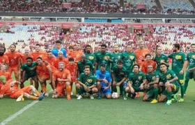 Partida entre artistas abre o "Jogo das Estrelas" do Zico, no Maracanã