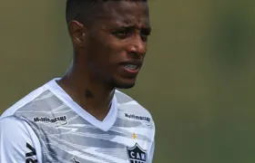 Botafogo se aproxima de Tchê Tchê e anuncia dois reforços