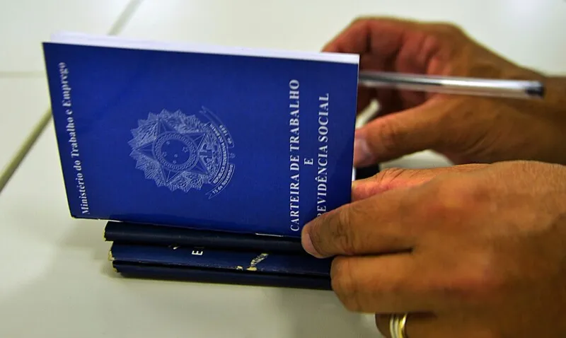 Dados sobre trabalho são da Pesquisa Nacional por Amostra de Domicílios Contínua