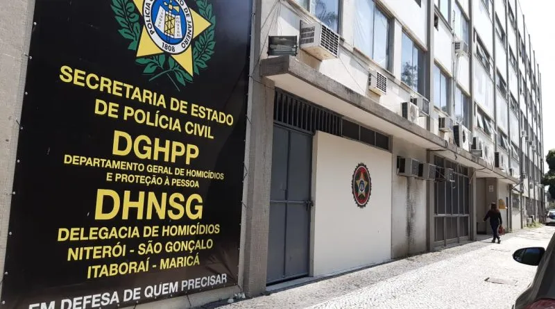 O crime aconteceu no dia 2 de julho do ano passado, no bairro Amendoeira, em São Gonçalo