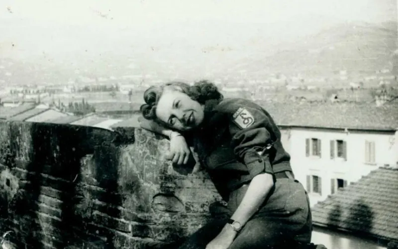 A enfermeira nasceu em 1917 na cidade do Rio de Janeiro, e se apresentou voluntariamente para a FEB