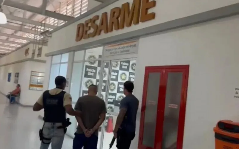 Em fevereiro de 2019, ele foi condenado a 8 anos de prisão por tráfico de drogas