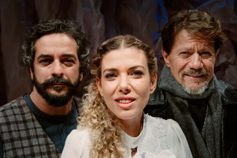 O drama poético sobre relacionamentos é inspirado no texto ‘Nina ou da fragilidade das gaivotas empalhadas’