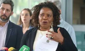 Ministra anunciou desbloqueio