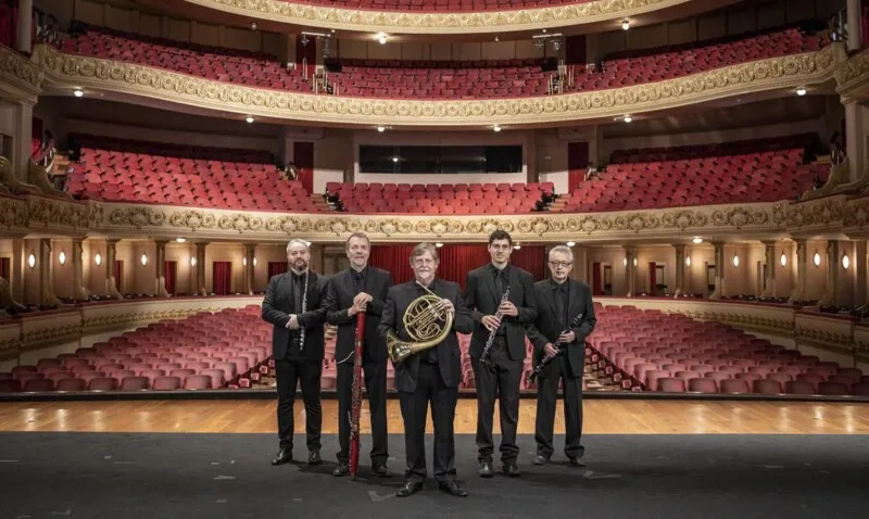 Ao longo das seis décadas de existência, o quinteto de música erudita já teve diversos músicos como integrantes e nunca deixou de tocar e gravar