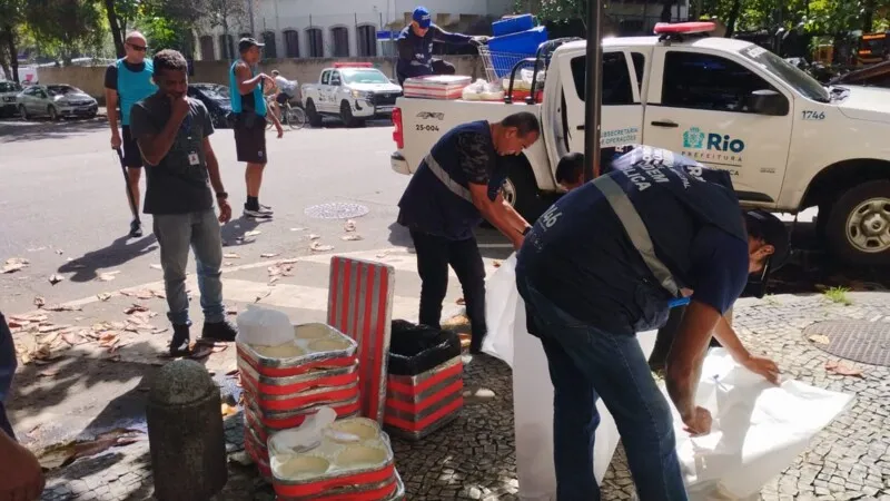 A SEOP informa que o cidadão que deseja realizar vendas nas ruas da cidade precisa ter licença