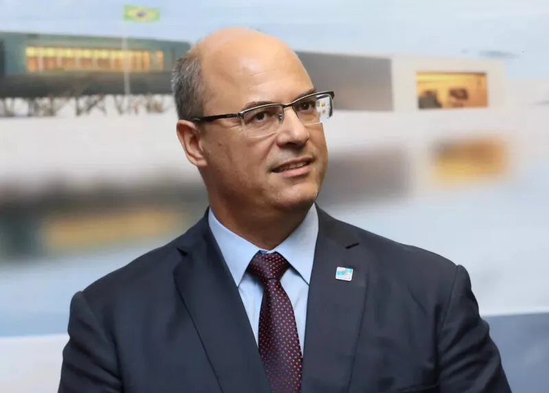 Presença do ex-governador não era prevista na agenda