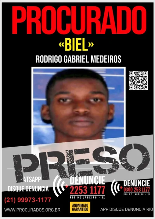 Após chegarem ao local, os agentes conseguiram localizar e prender o “Biel” no Ginásio Poliesportivo da região
