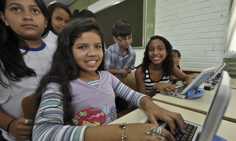 Podem participar estudantes de até 15 anos de escolas públicas e particulares