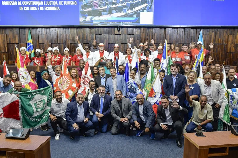 Serão beneficiadas as escolas de samba do Grupo Especial e das Séries Ouro, Prata e Bronze