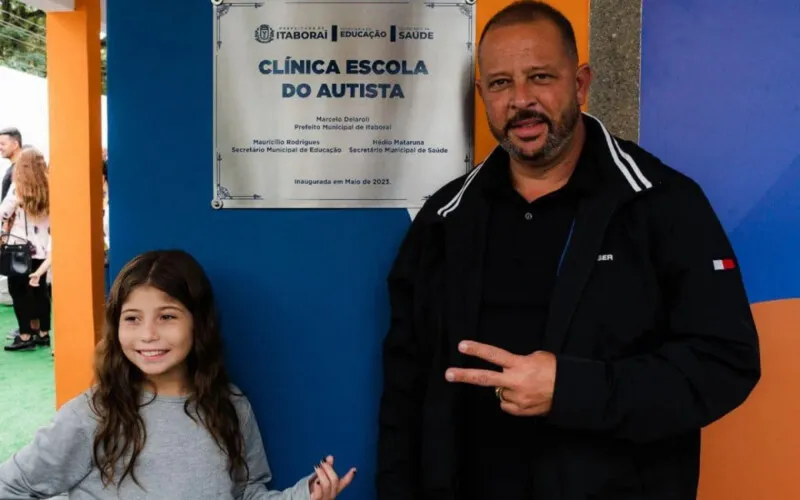 Segundo o autor do projeto de lei, não há a necessidade de renovação do laudo médico, visto que o Transtorno do Espectro Autista (TEA) é um transtorno já diagnosticado e sem cura.
