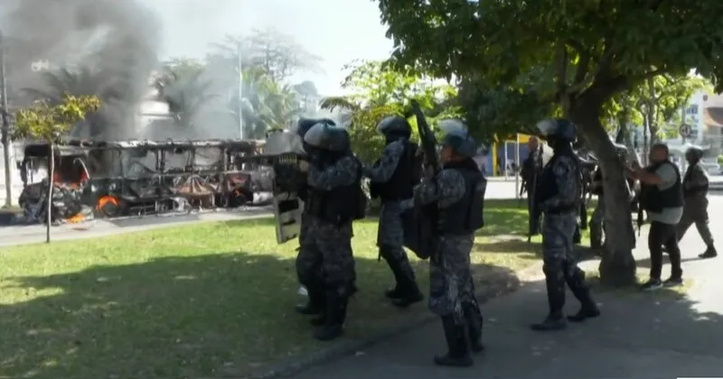 O afastamento foi divulgado pela PM em nota, informando que a medida foi tomada para "dar uma maior lisura e transparência à averiguação dos fatos"