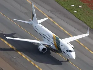 Brasileiros voltam ao país em aeronave com capacidade para 40 pessoas