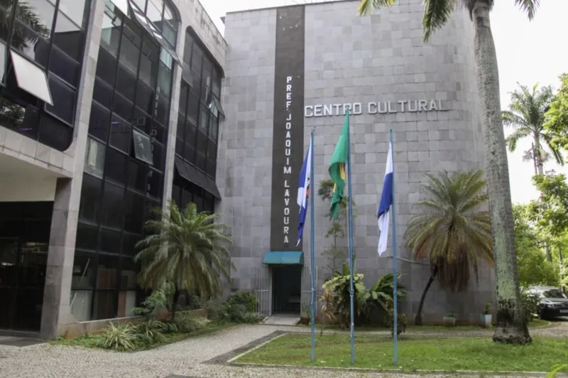 Os blocos interessados devem se inscrever através do preenchimento de formulário que ficará disponível na sede da Secretaria de Turismo e Cultura