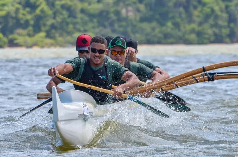 Arthur Lopes em destaque na canoa OC6