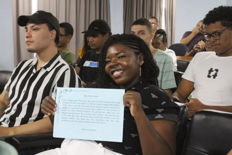 Projeto foi criado com o objetivo de contribuir com o aprimoramento pessoal e profissional de jovens e adolescentes