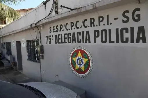 Delegacia do Rio do Ouro segue investigando o caso.