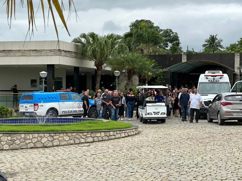 Enterro aconteceu no Parque Nicteroy, em Vista Alegre