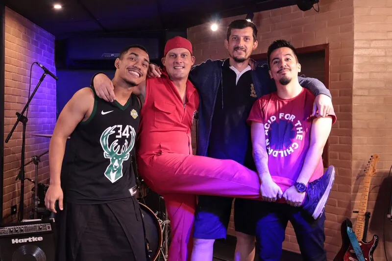 Acid For The Children é uma banda em tributo ao Red Hot Chilli Peppers