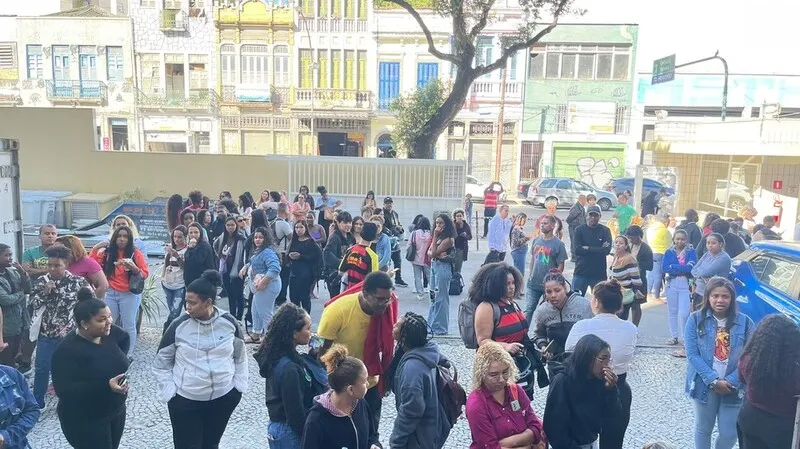 Quem fizer uma doação em qualquer posto de coleta da instituição entre os dias 5 e 7 de julho ganhará uma entrada individual para o show