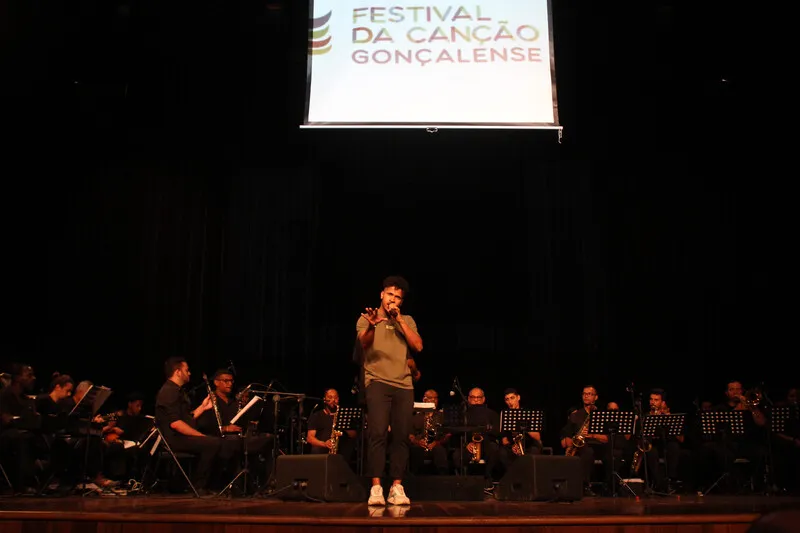 Cris Mont foi o vencedor da última edição do Festival da Canção Gonçalense
